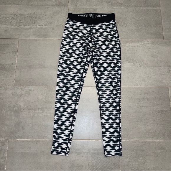 NIKE Run Fast Live Fearless Dri-Fit Leggings XS - Picture 3 of 8